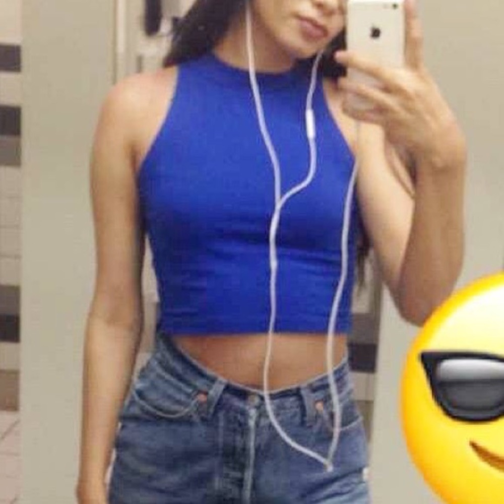 Blue crop top
